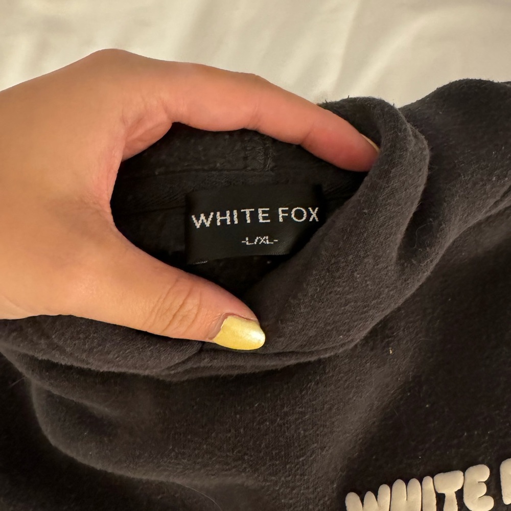 White Fox Boutique Black Sweatshirt & Hoodie Set - Picture 6 of 10